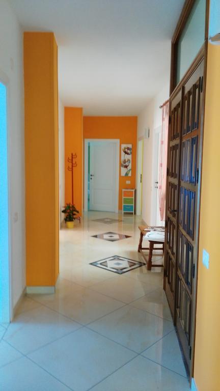 B&B Sa Zodia Guest House Bitti Exterior photo