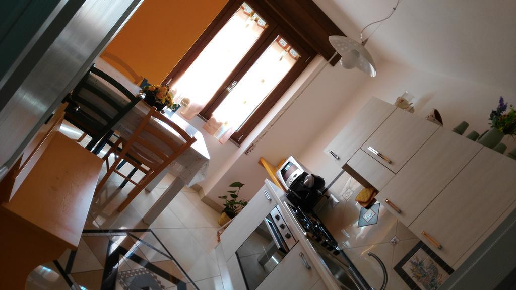 B&B Sa Zodia Guest House Bitti Exterior photo